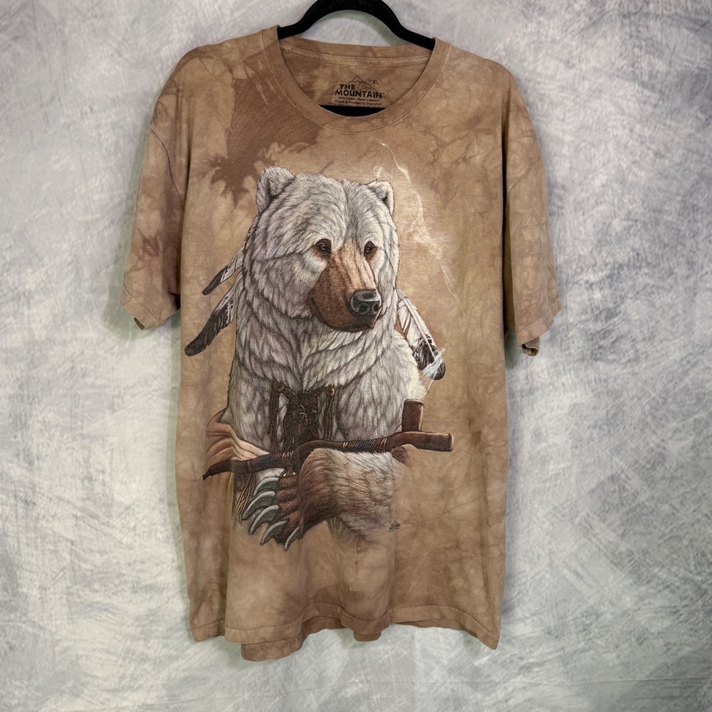 The Mountain Spirit Bear Graphic T-Shirt Mens sz XL Brown 2013 Christy Grandjean